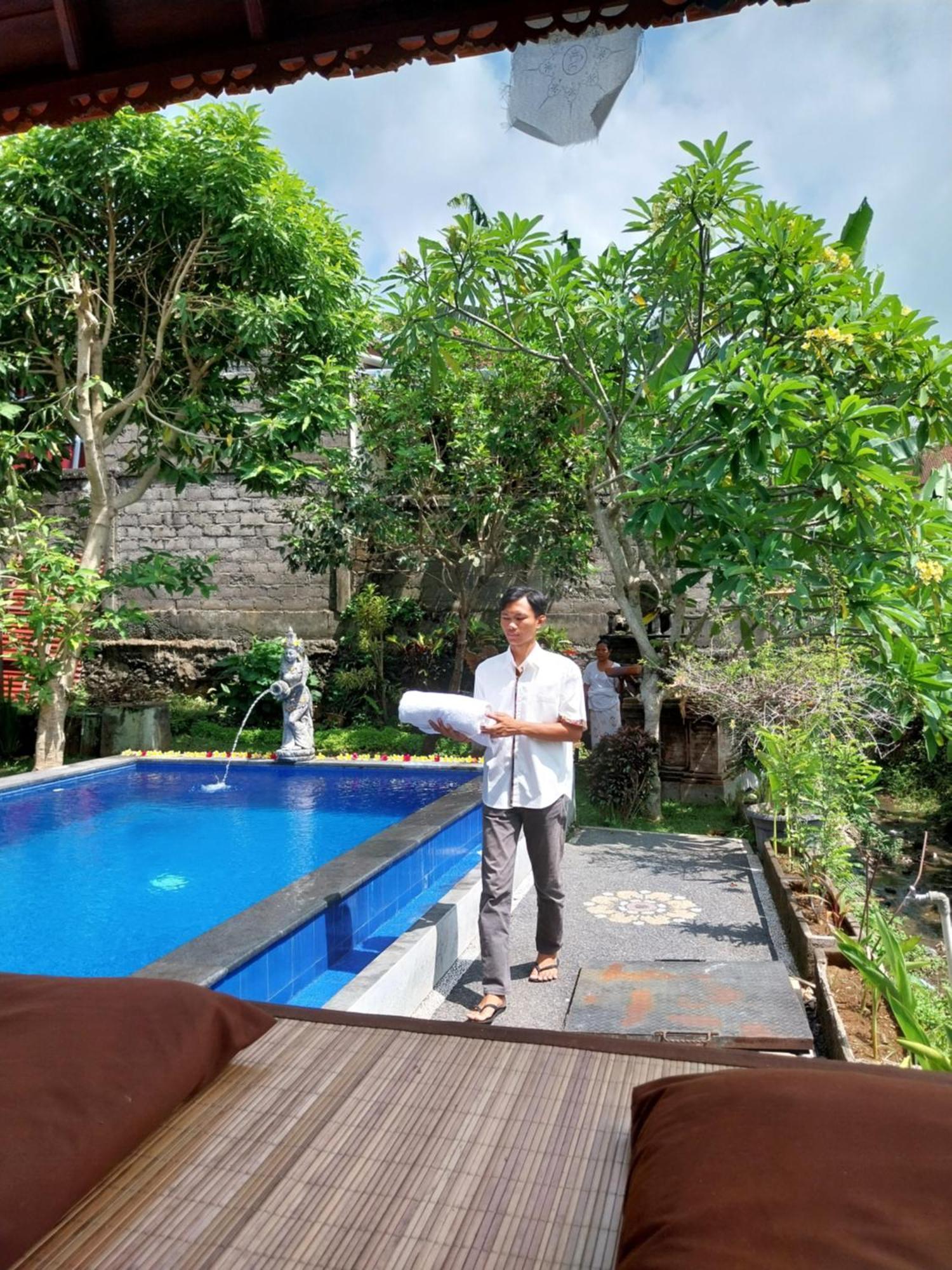 Puri Prana Guest House Ubud Esterno foto